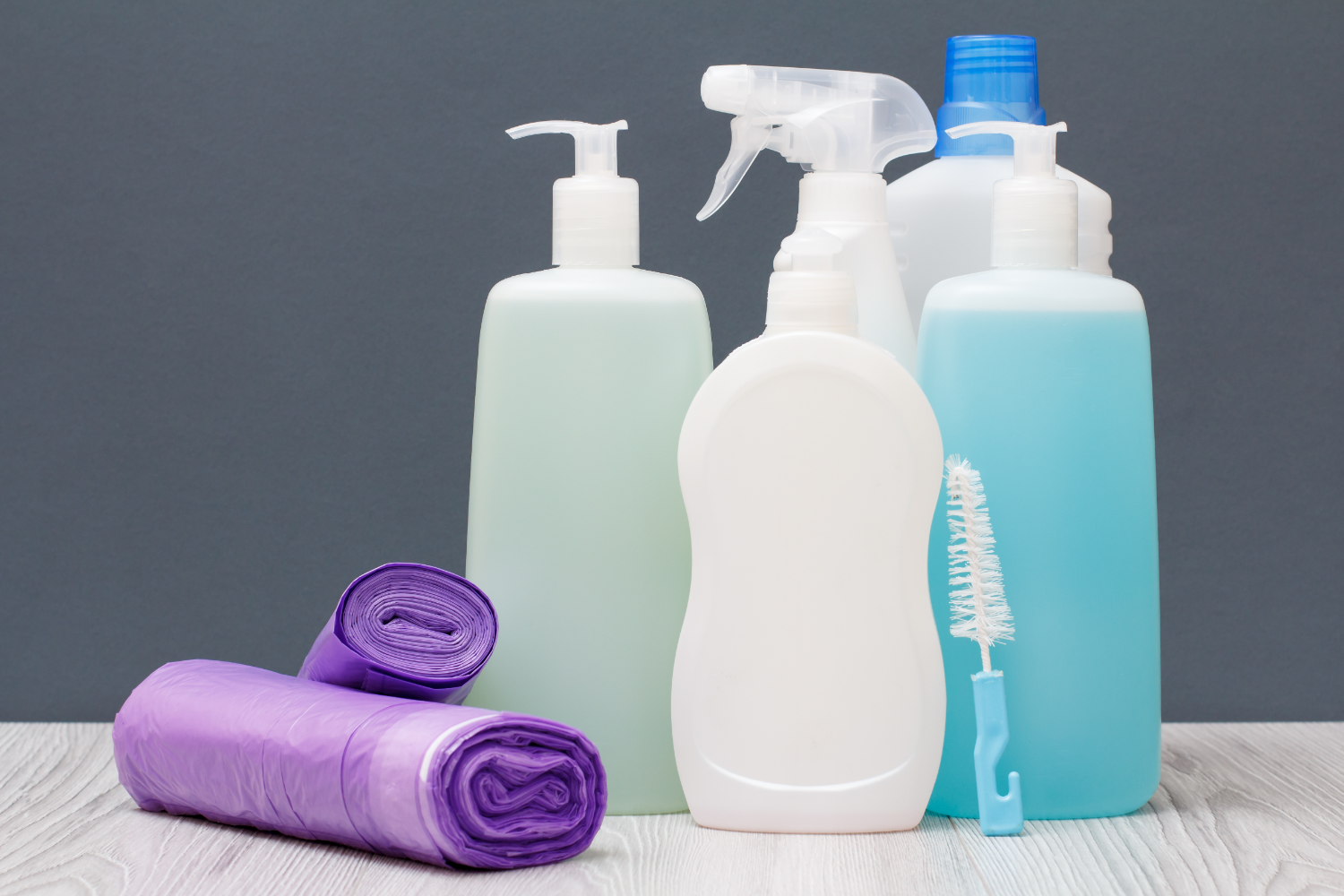 Nettoyer sans risque : produits à privilégier et à éviter